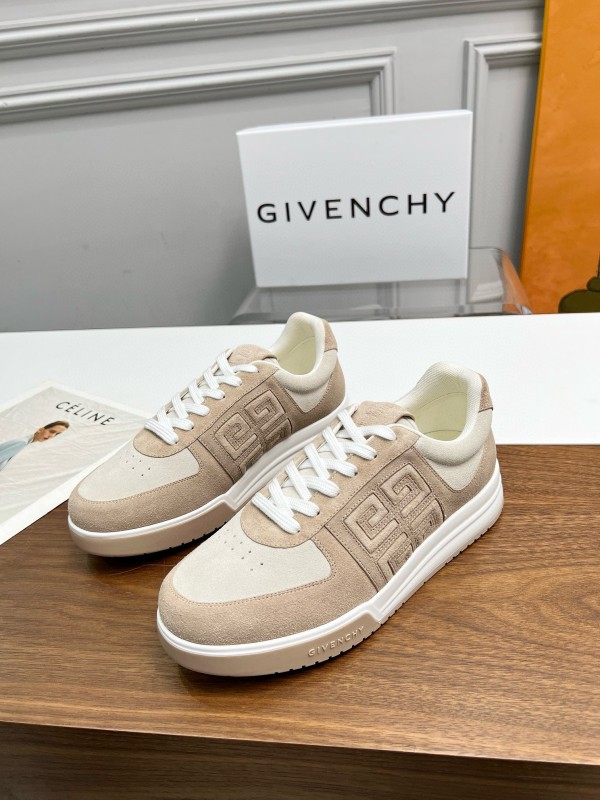 GIVENCHY MJ00380