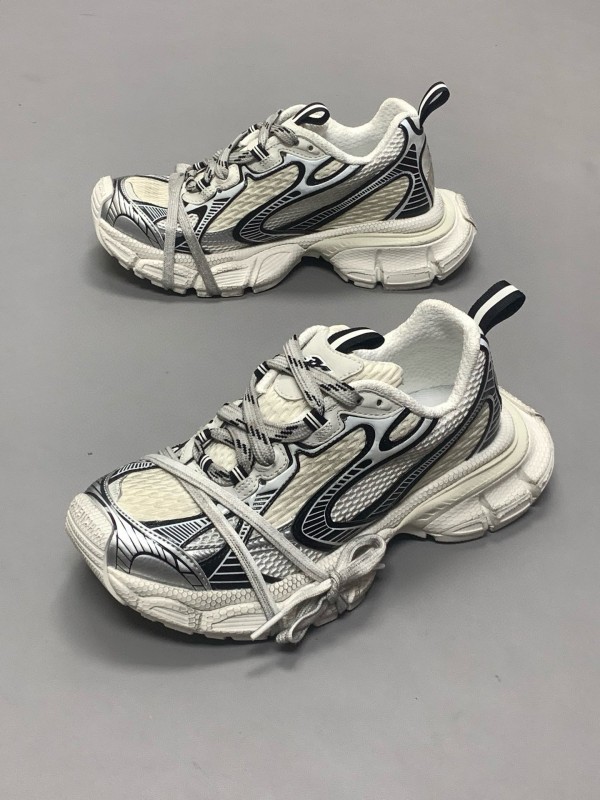 Balenciaga MJ00450-550