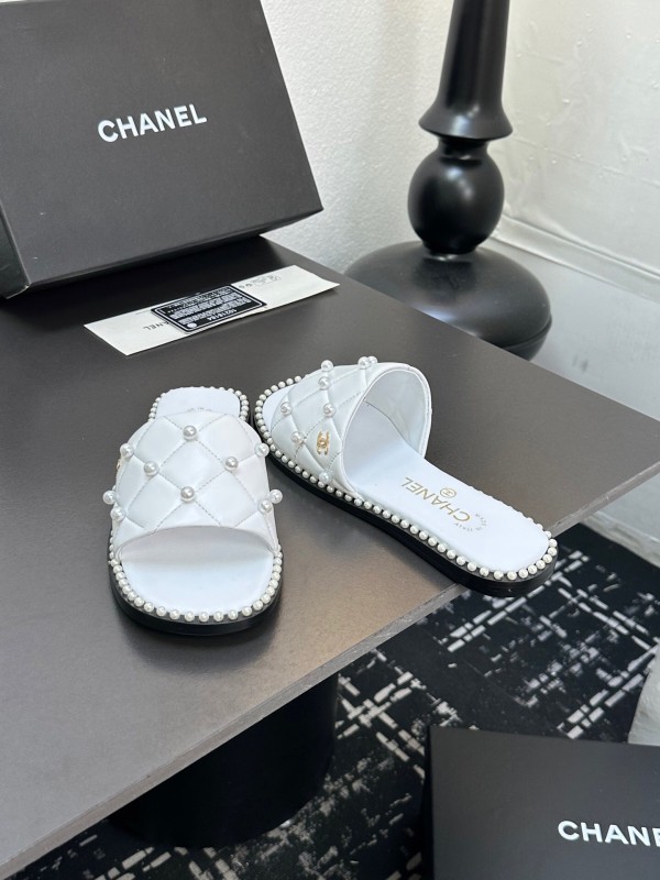 CHANEL LY00300  4